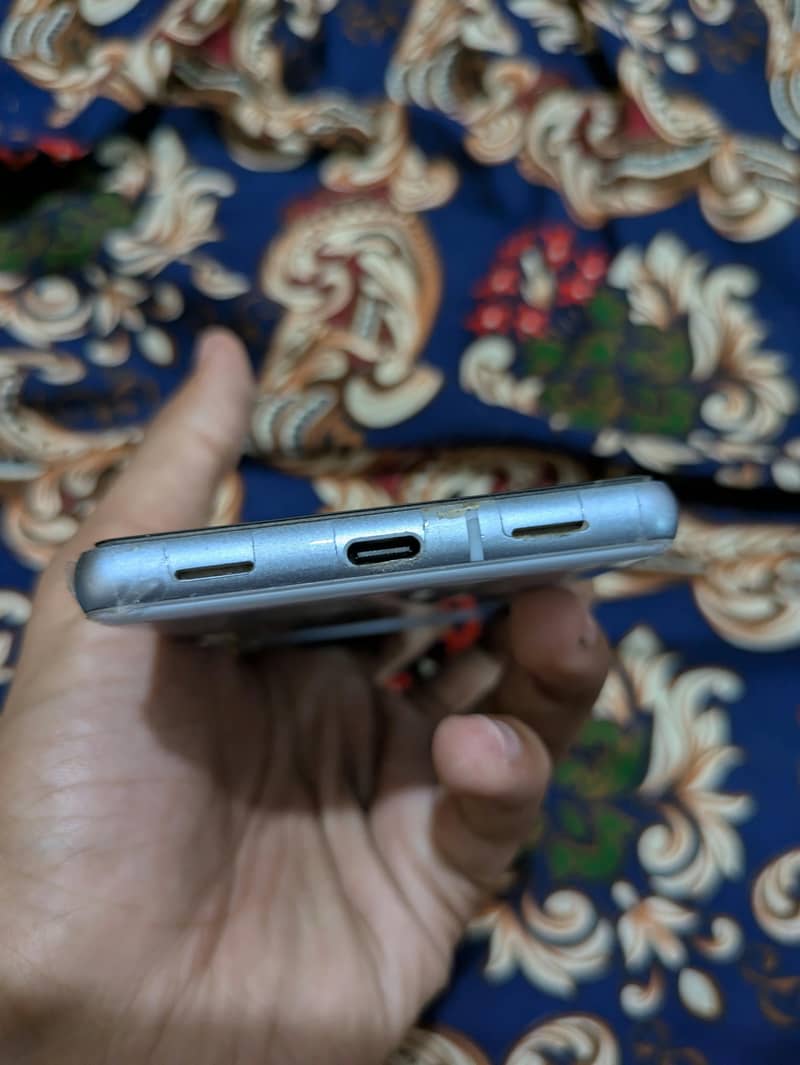 Google Pixel 7a 2