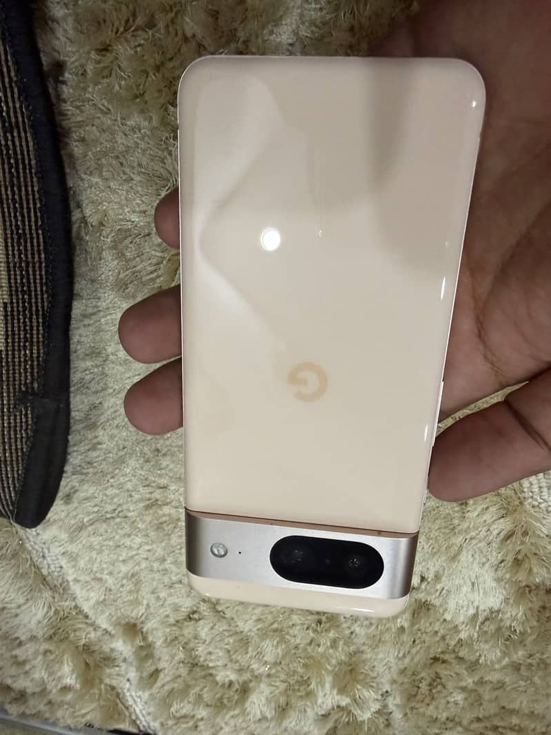 Google Pixel 8 1