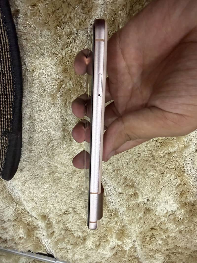 Google Pixel 8 3