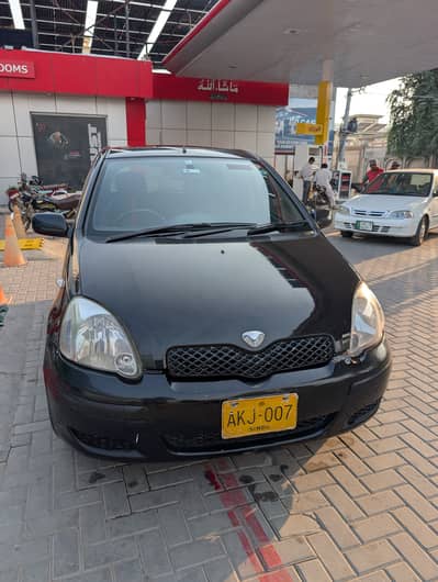 Toyota vitz 2002