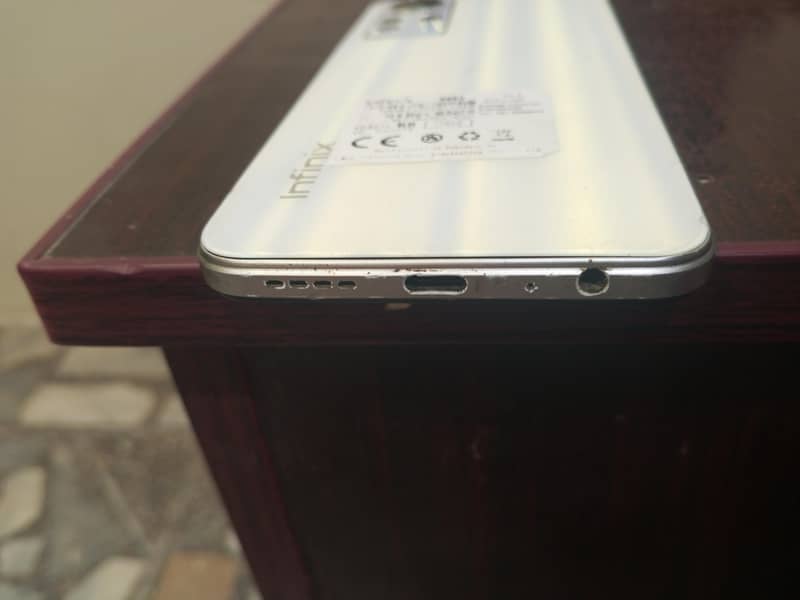 Infinix Note 11 1