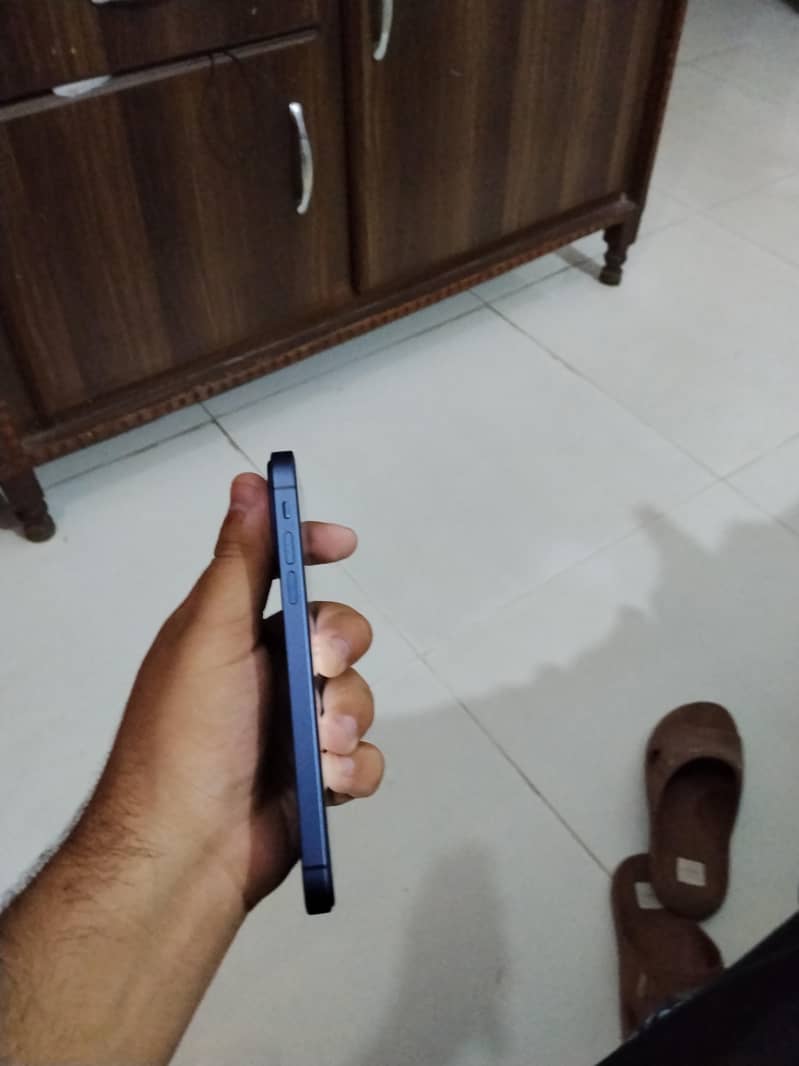 Apple iPhone XR 3