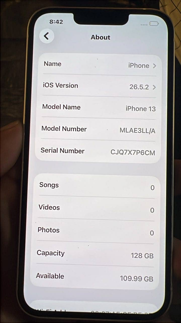 Apple iPhone 13 4