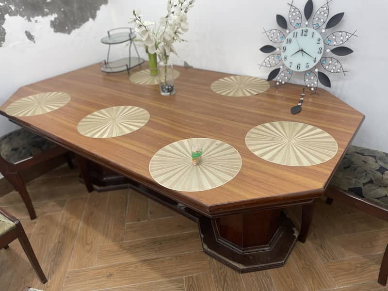 Dining table 4