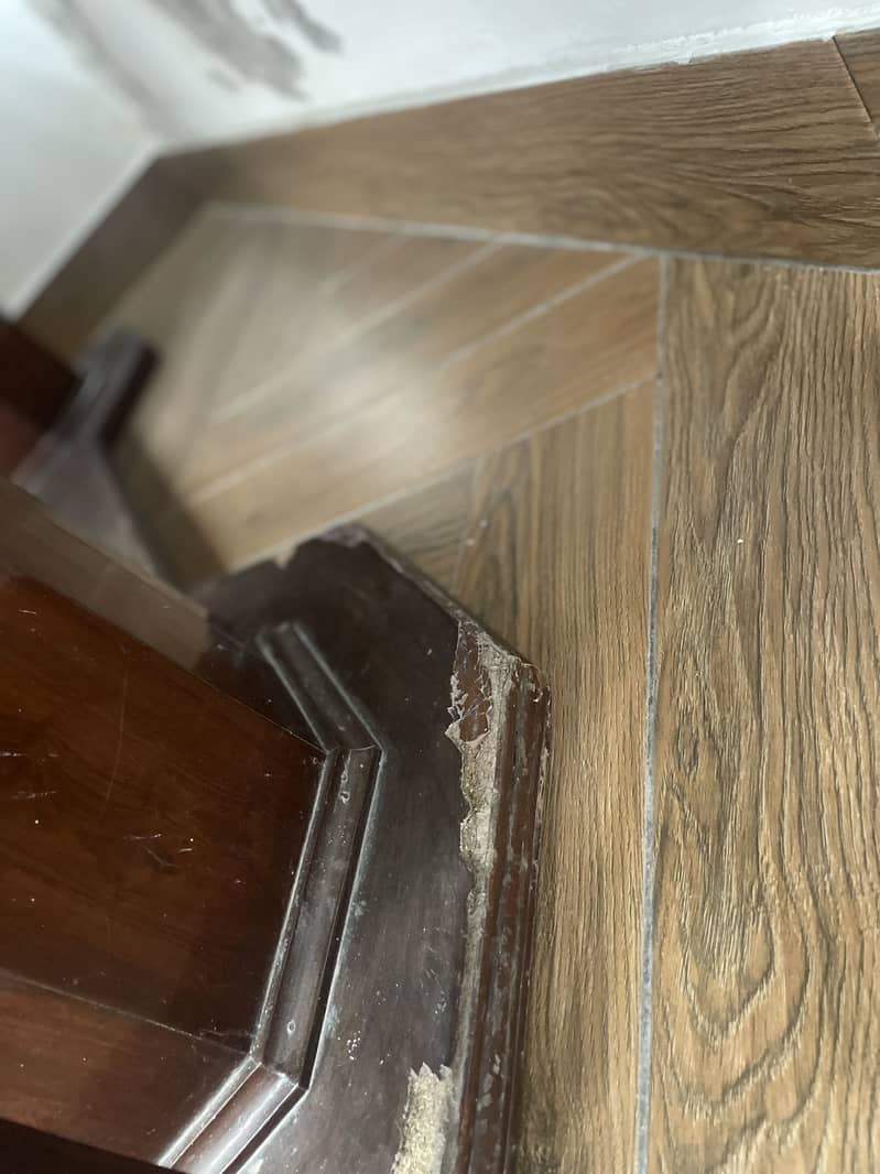Dining table 5