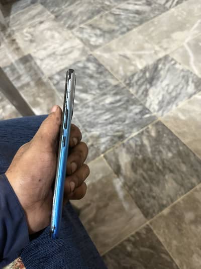 Infinix Hot 11