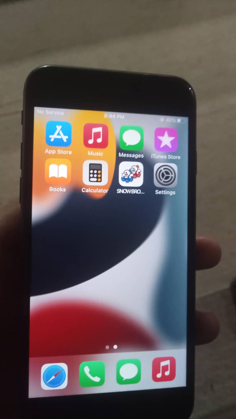 Apple iPhone 7 5