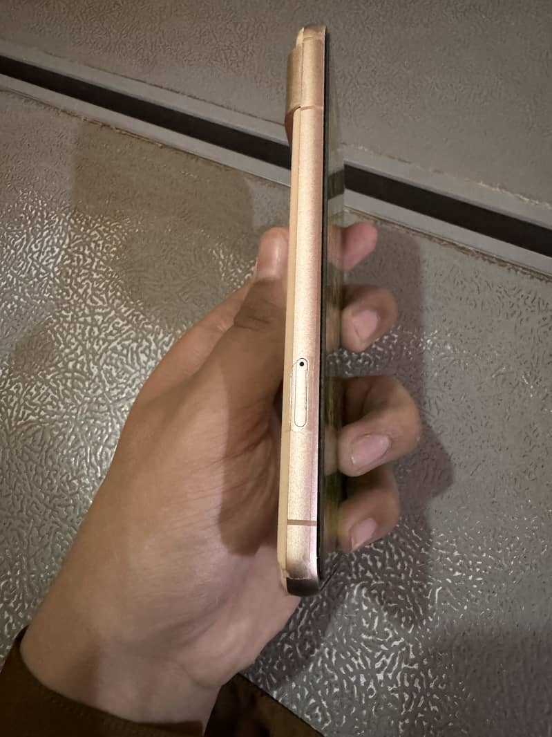 Google Pixel 8 1