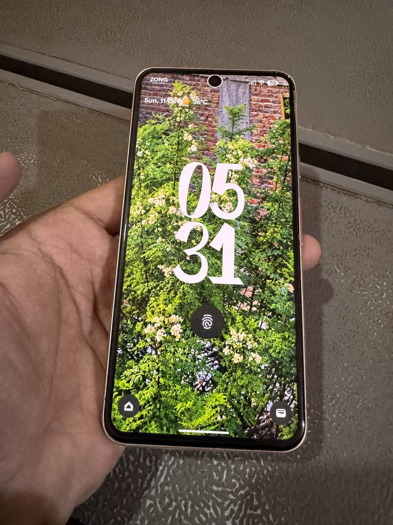 Google Pixel 8 3