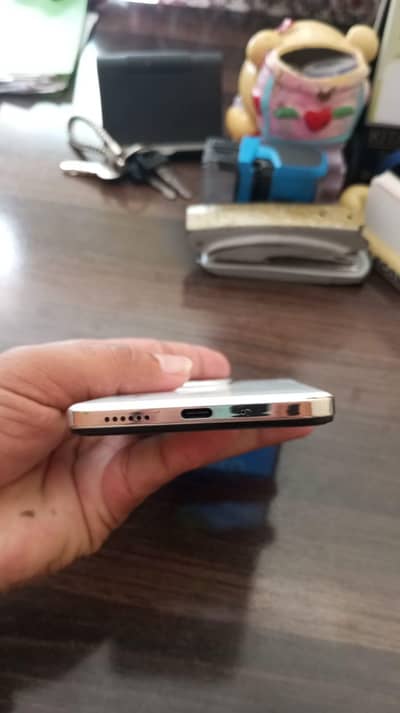 Vivo Y29