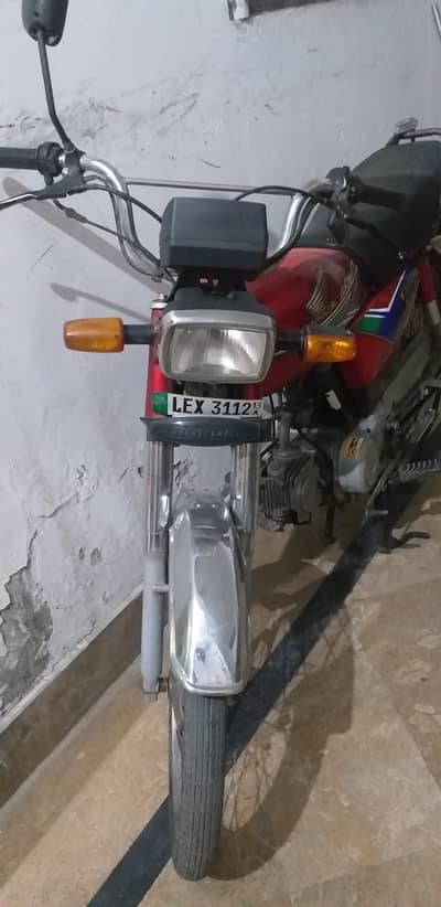 Honda CD70 in original Seal Pack