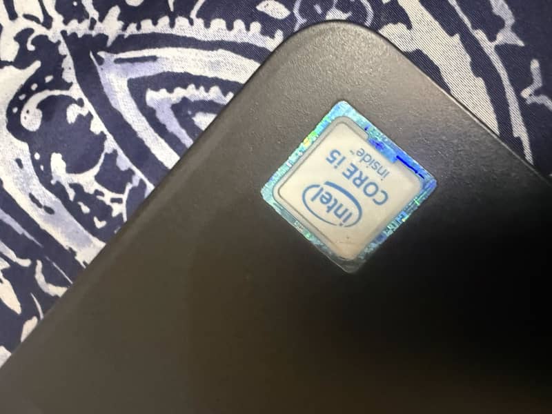 Dell Lattitude E5570 4