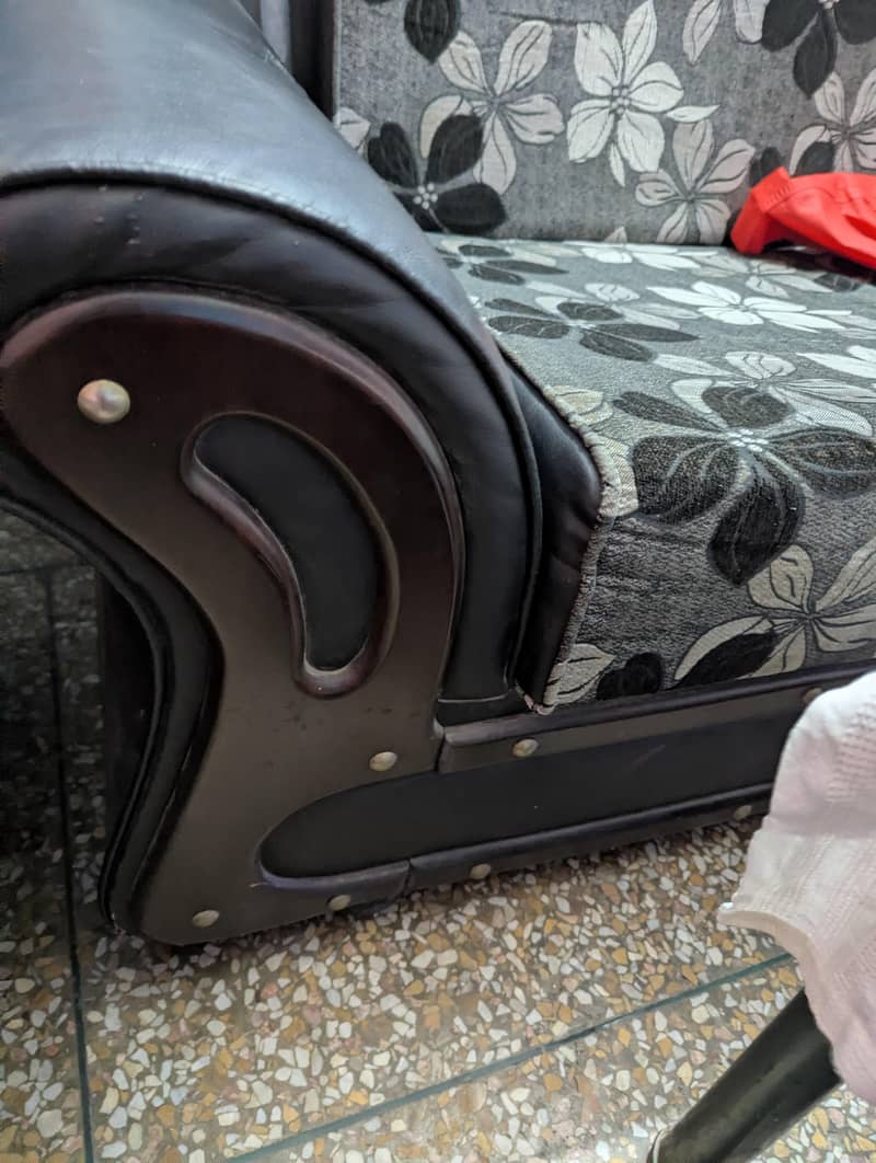 sofa cum bed 0