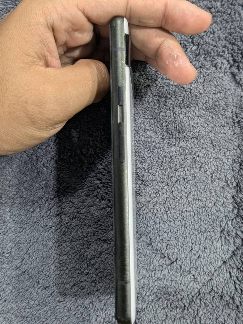 Google Pixel 6a 3