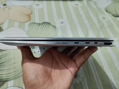 HP Elitebook For Sale (10/10 Condition)