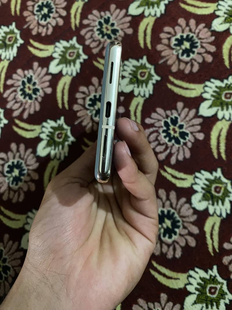 Google Pixel 7 Pro 6