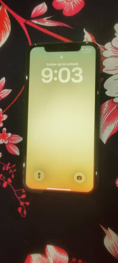 Excellent condition Apple iPhone 11 For sale