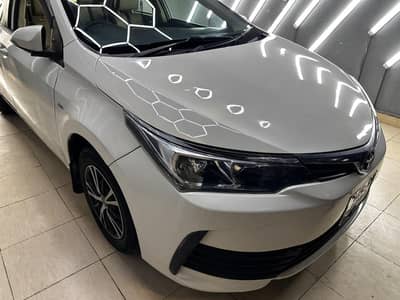Toyota Corolla GLI 2018 side shower