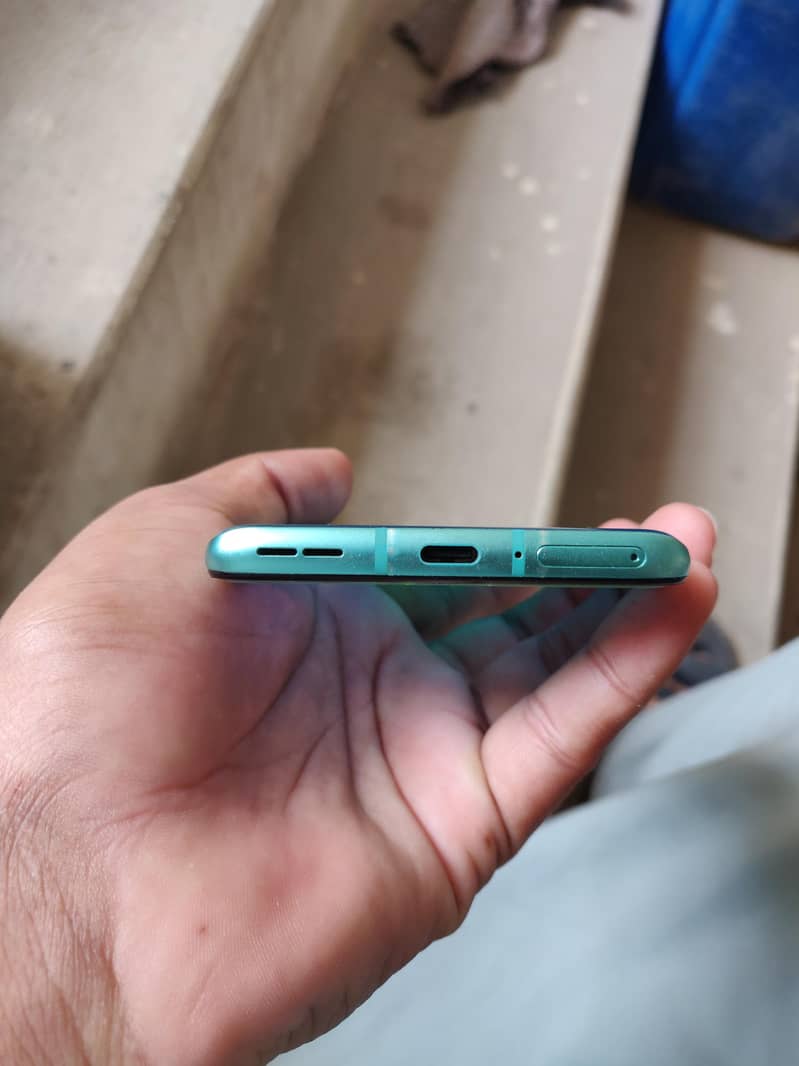 One Plus 8T 5