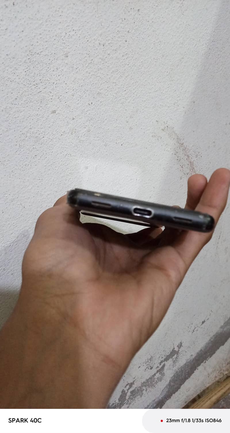 Google Pixel 6a 5