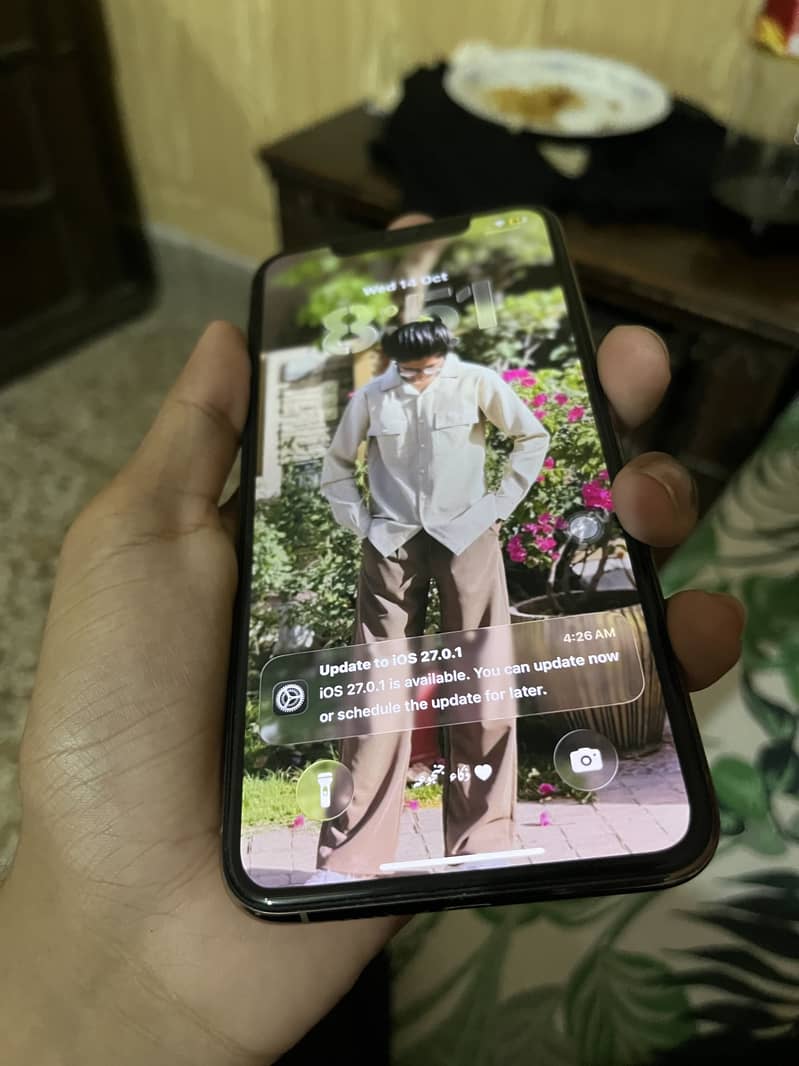 Apple iPhone 11 Pro Max 5