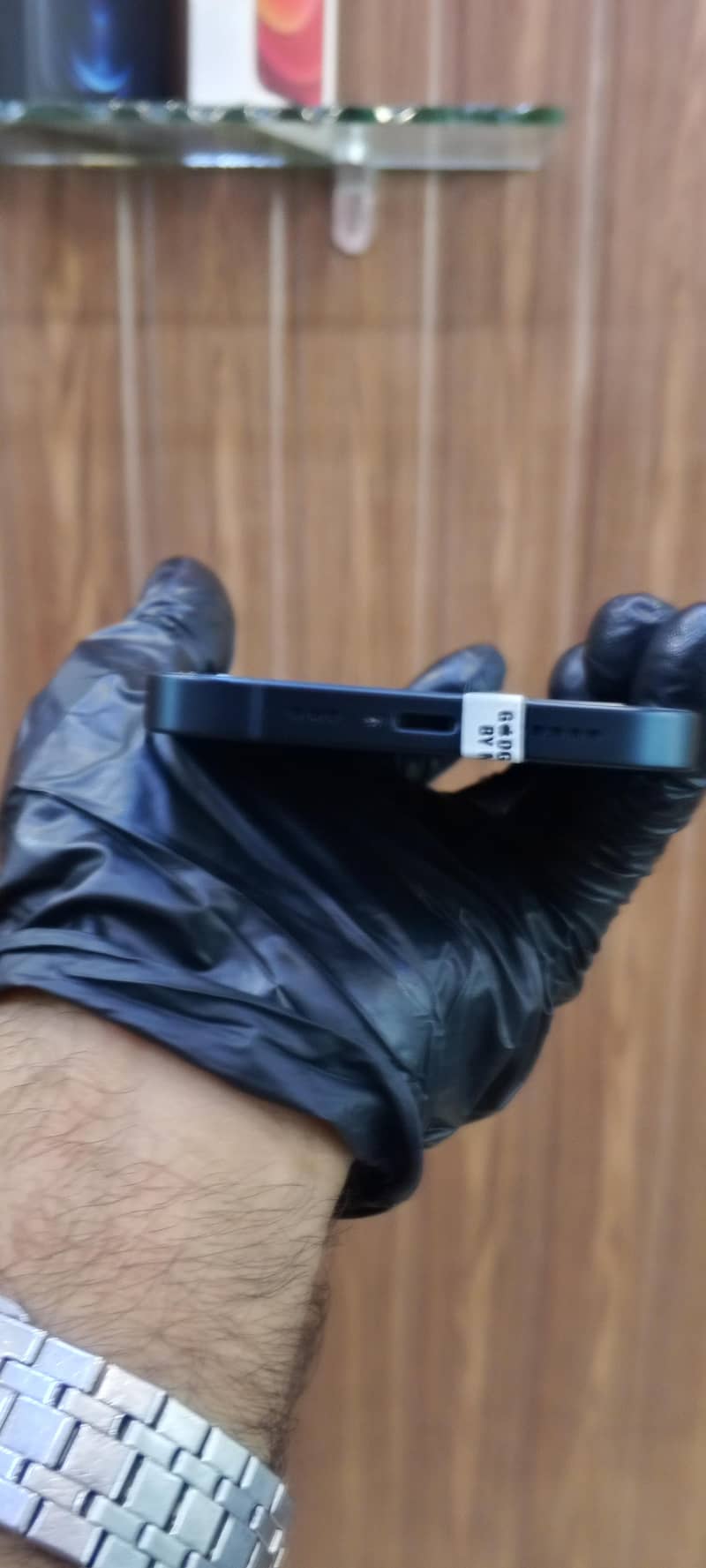 Apple iPhone 13 11