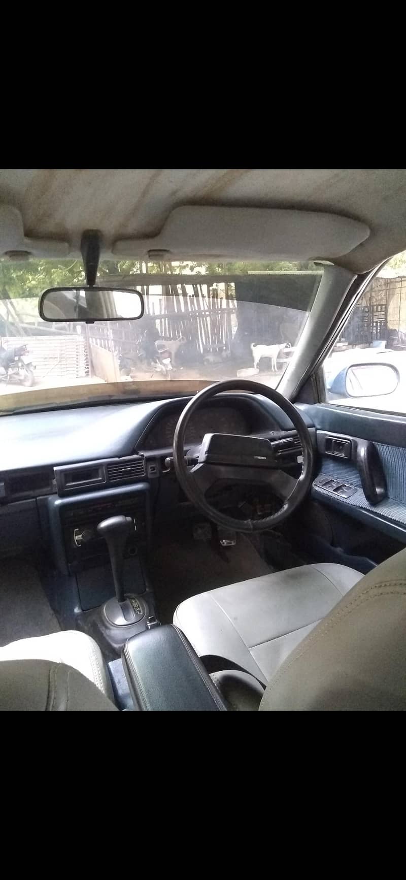 Mazda 323 1990 automatic 6