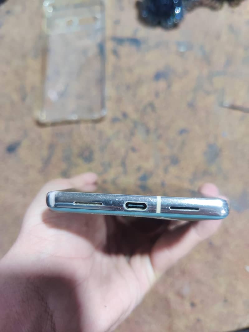 Google Pixel 7 Pro 2