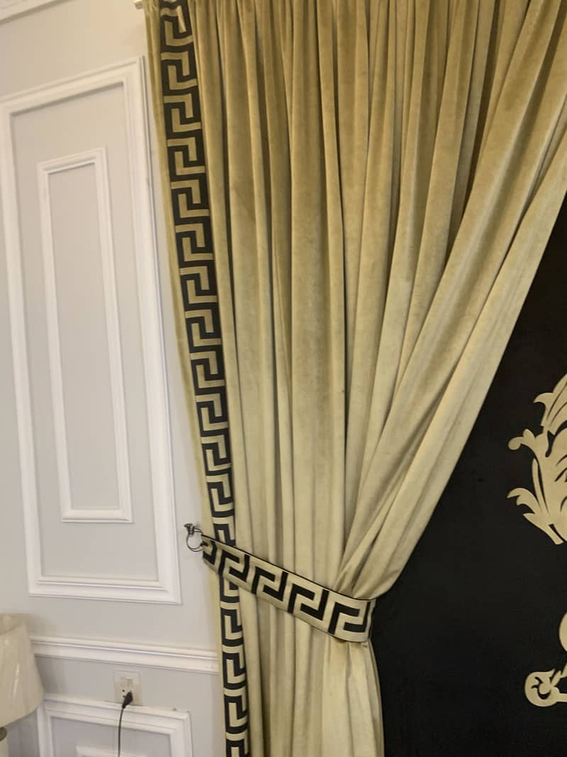 Curtain set 3