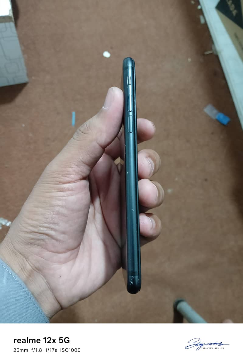 Apple iPhone 7 4
