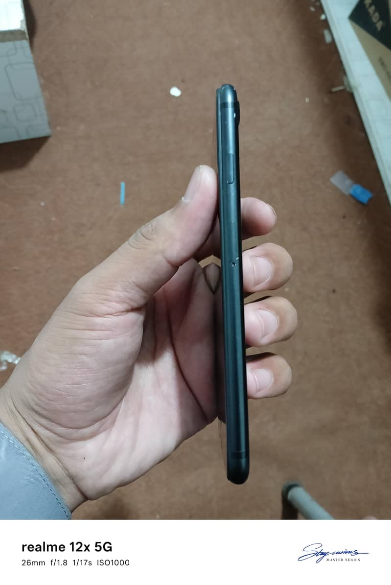 Apple iPhone 7 5