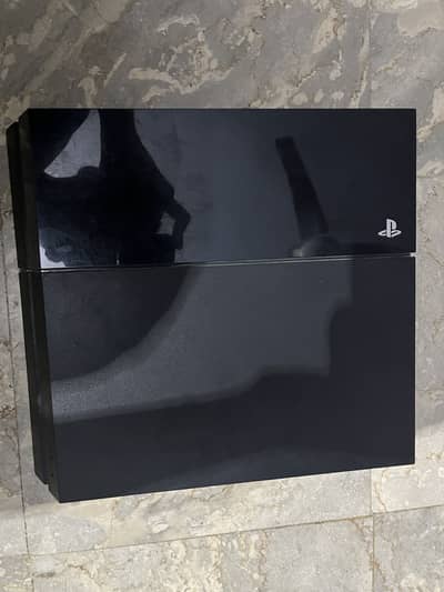 Playstation 4 with 2 controllers