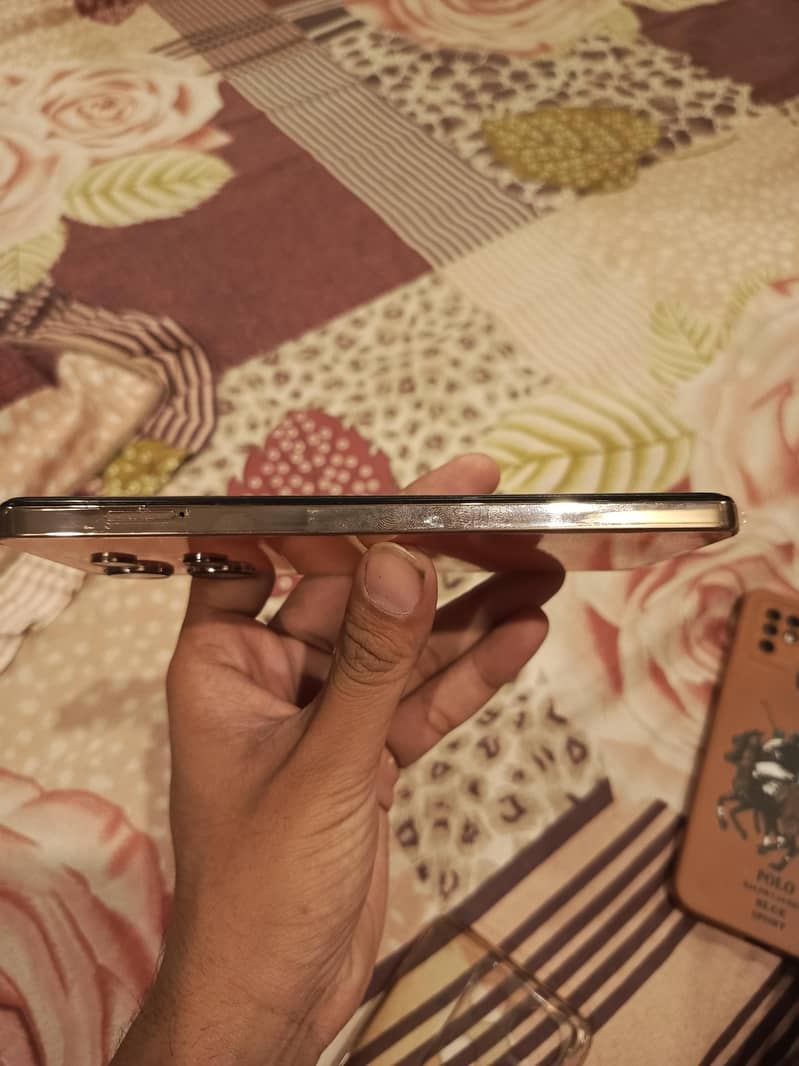 Infinix Note 30 9