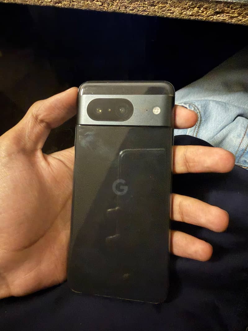 Google Pixel 8 5