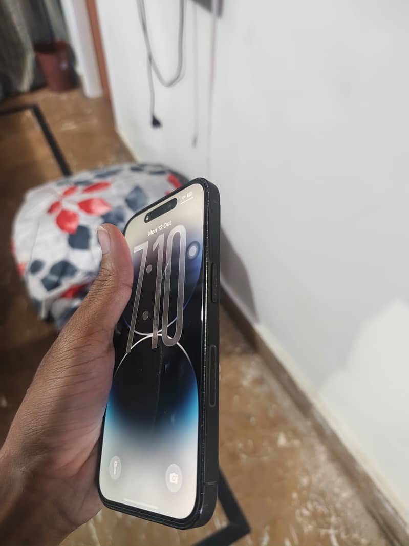 Apple iPhone 14 Pro 3