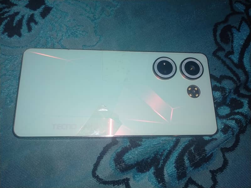 Tecno CAMON 20 0