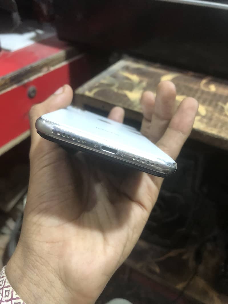 Apple iPhone X 1