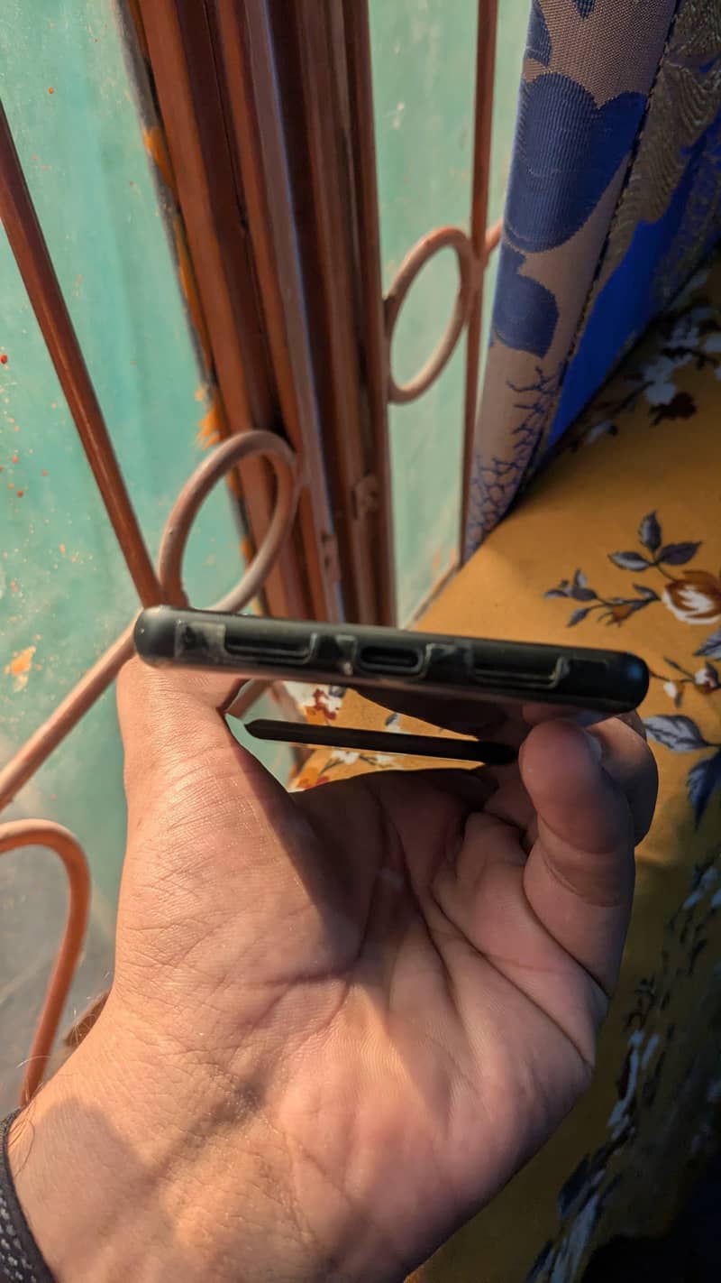 Google Pixel 6 4