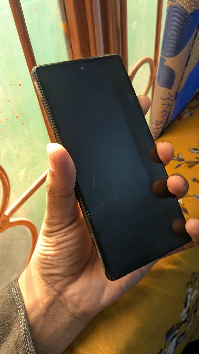 Google Pixel 6 5