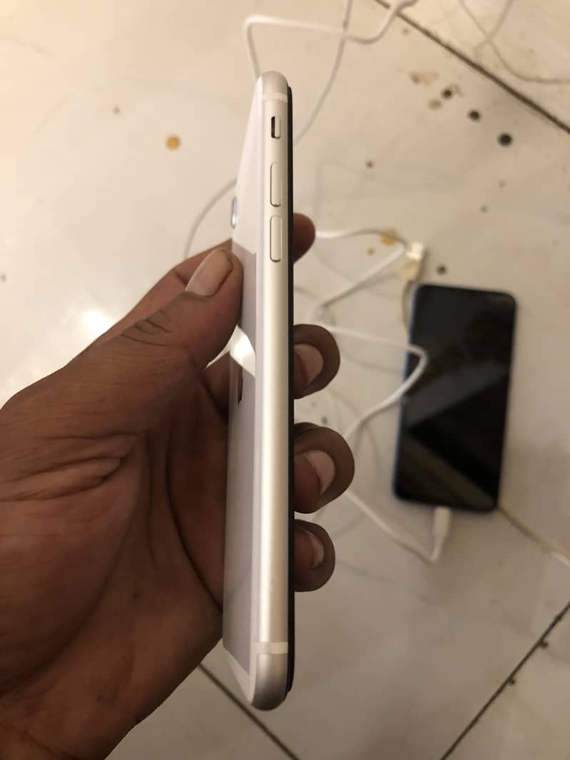 Apple iPhone SE 2