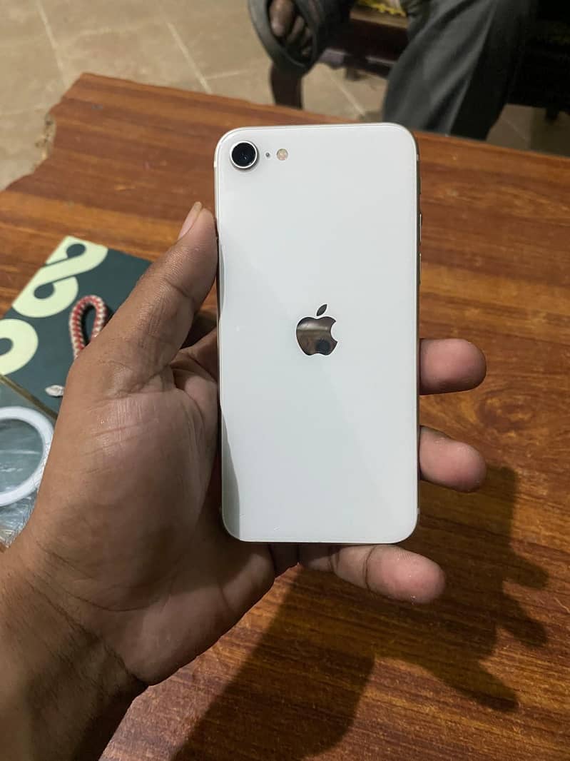 Apple iPhone SE 4