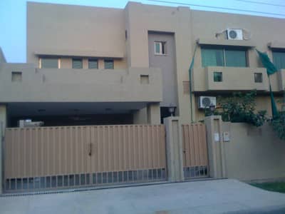 Elegant 10 Marla Home for Rent in Askari 11, Lahore
