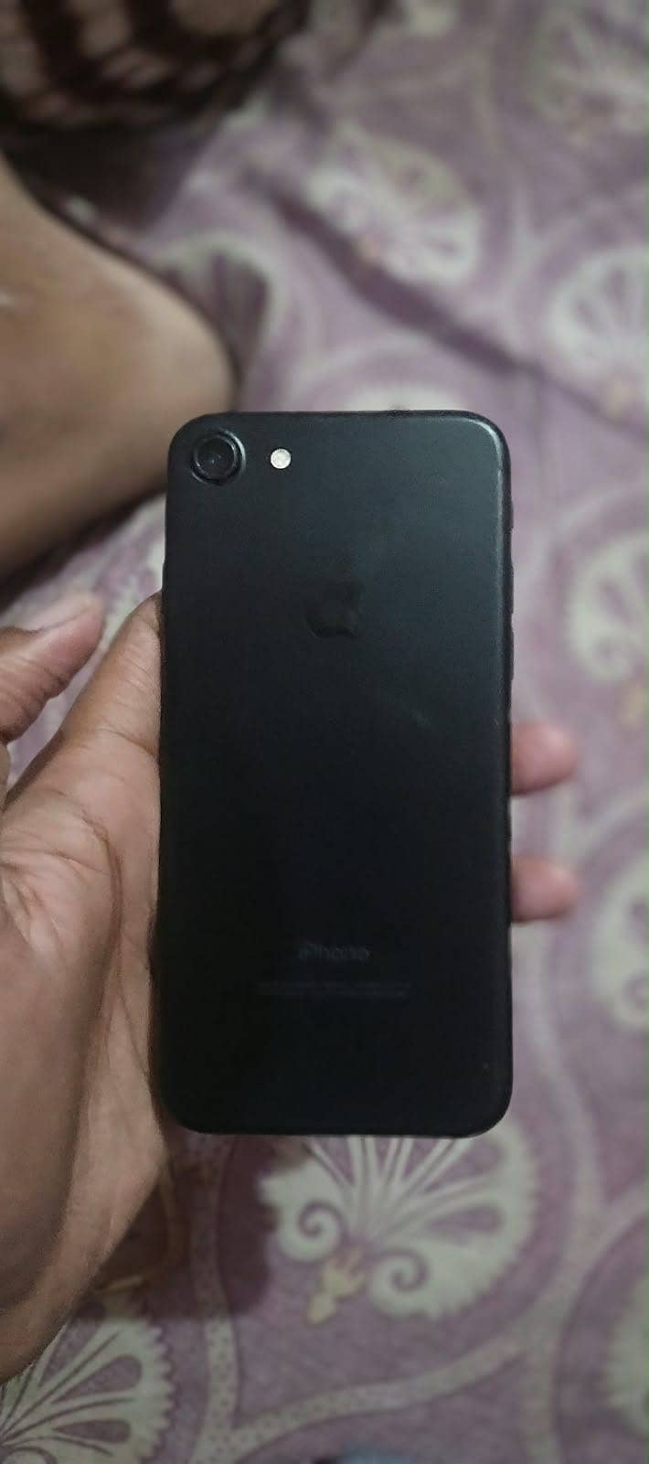 Apple iPhone 7 3