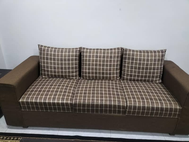 sofa with table excellent condition 3