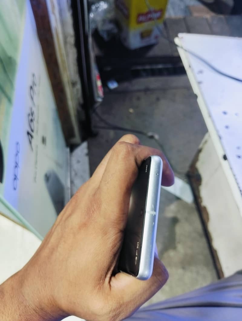 Google Pixel 7 3