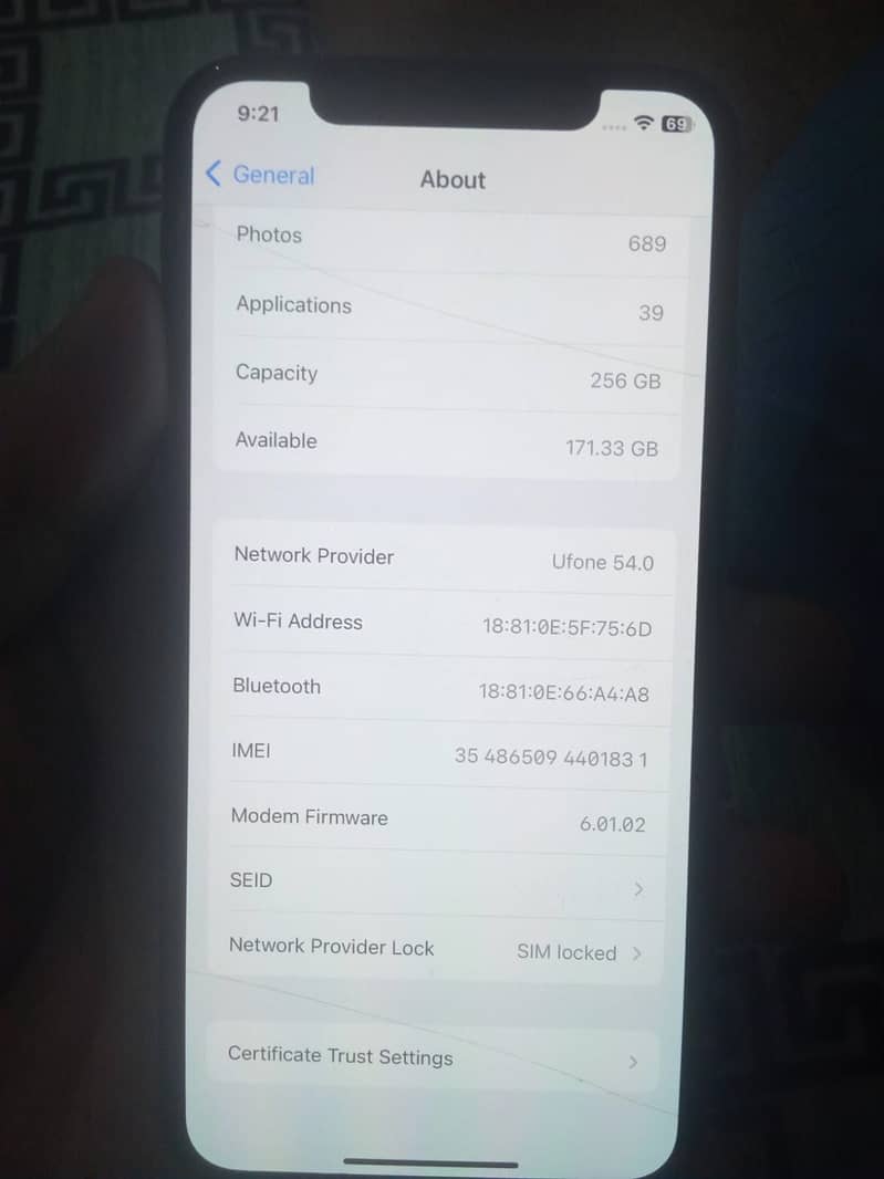 Apple iPhone X 4
