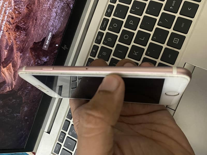 Apple iPhone 7 4