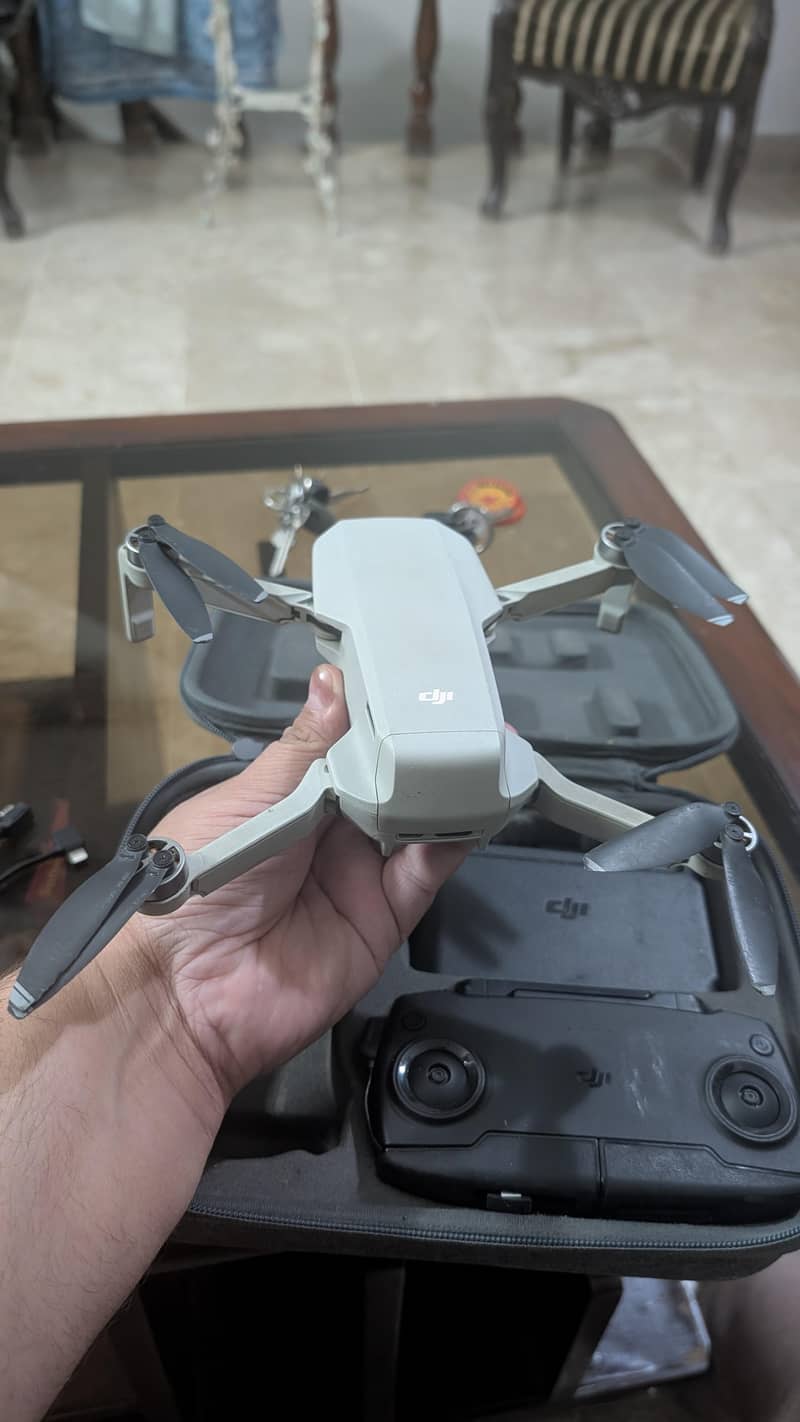 DJI Mini with Complete Box 0