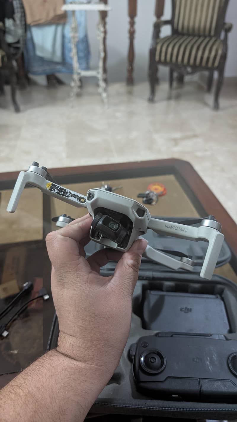 DJI Mini with Complete Box 3