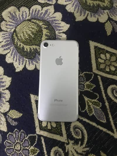Apple iPhone 7 urgent sale